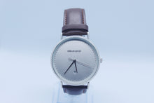 Cargar imagen en el visor de la galería, 50 times - GREYHOUND (Brown)